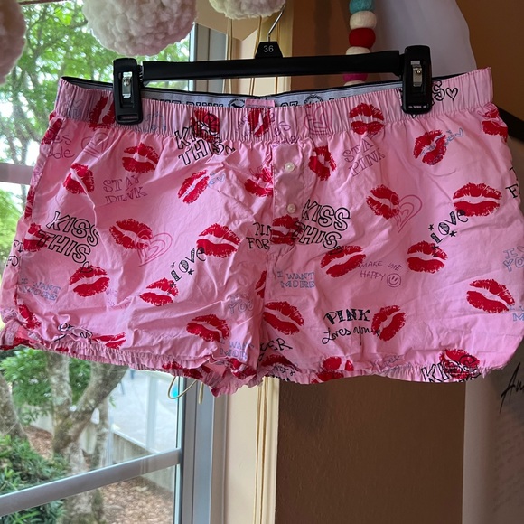 Victorias Secret PINK Kiss Boxers 💋 - Picture 2 of 5